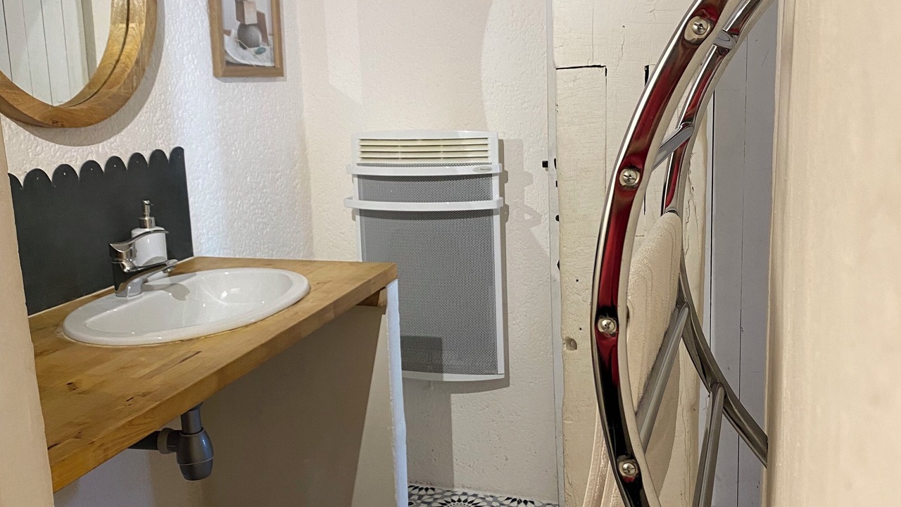 Photo of Bathroom in Sainte-Colombe-de-Villeneuve