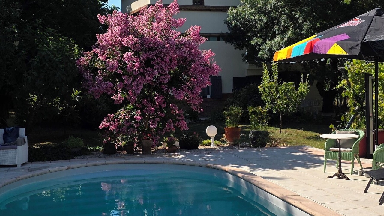 Photo of Outdoor in Grenade