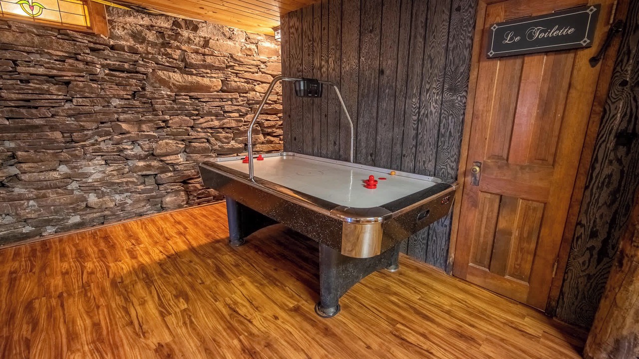 Photo of Others in Hunter