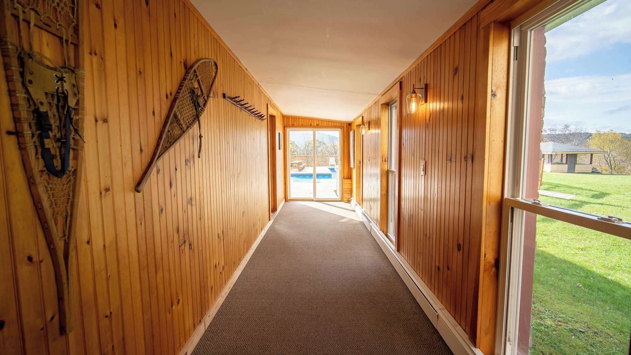 Photo of Others in Hunter