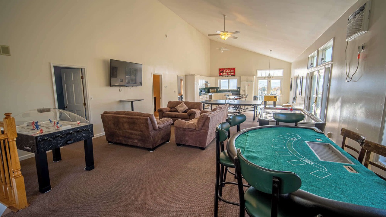 Photo of Livingroom in East Jewett