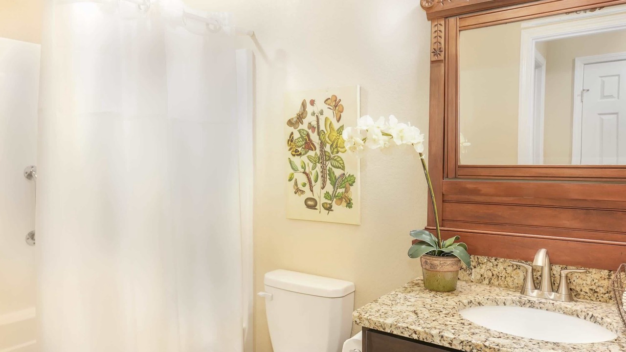 Photo of Bathroom in Gentry