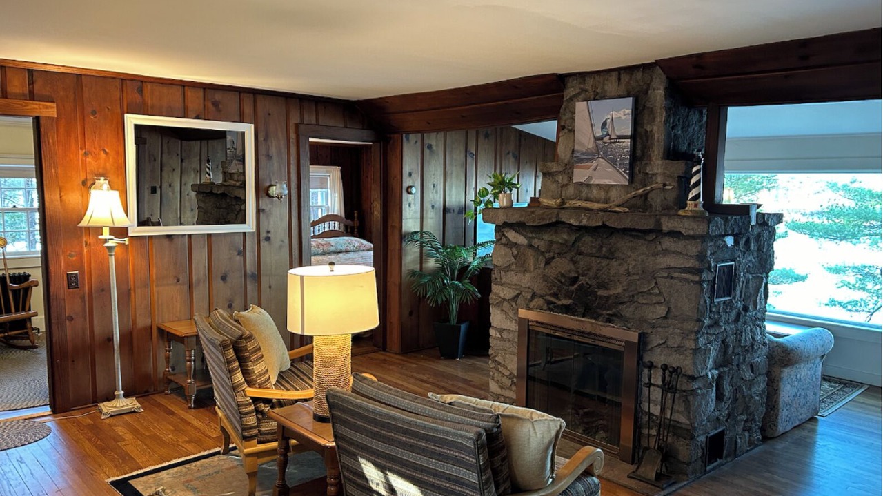 Photo of Livingroom in Kittery