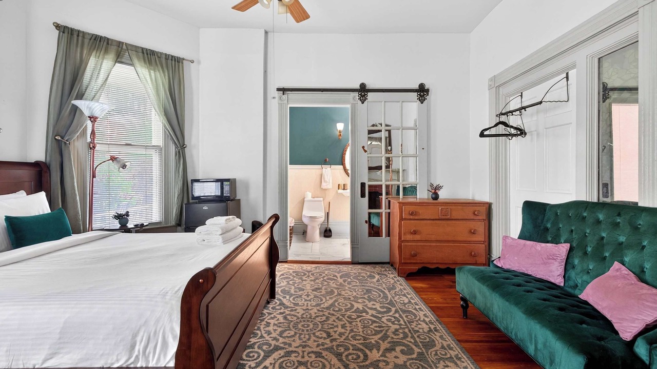 Photo of Bedroom in Clifton