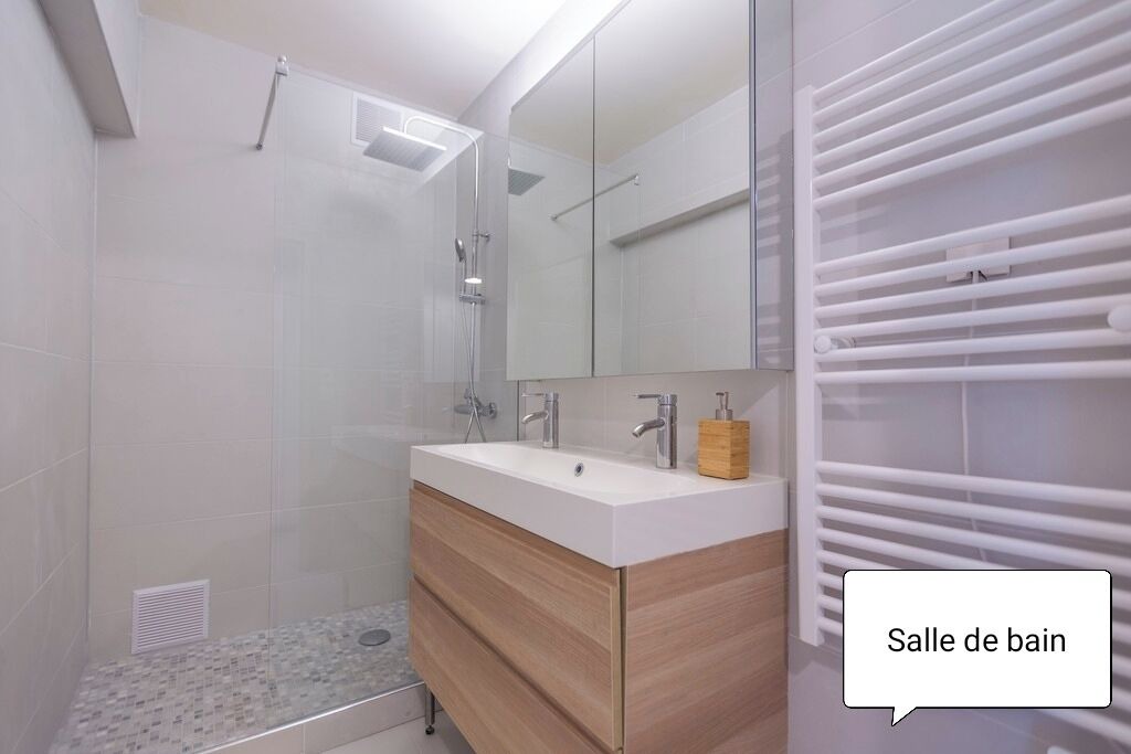 Photo of Bathroom in Chevilly-Larue