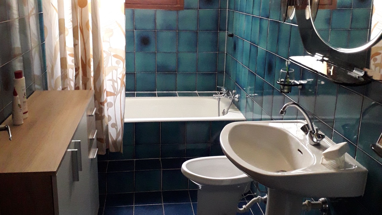 Photo of Bathroom in Oraison