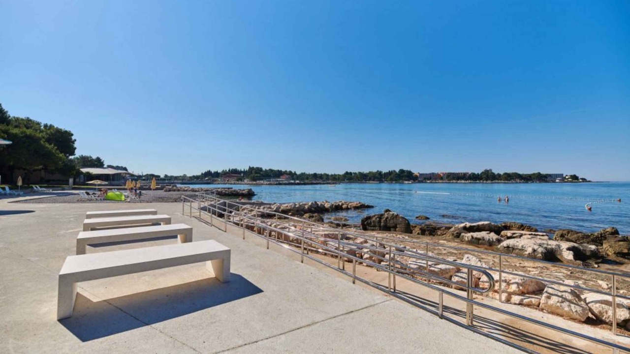 Photo of Outdoor in Monterol
