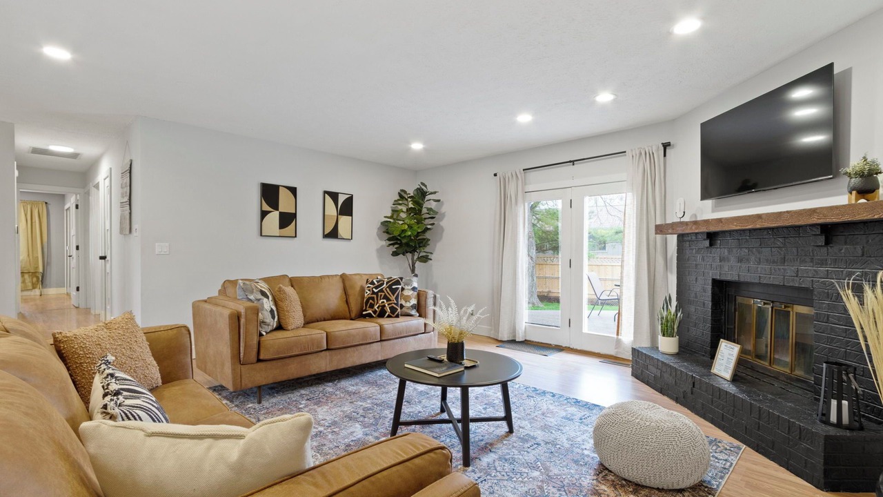 Photo of Livingroom in Fishers