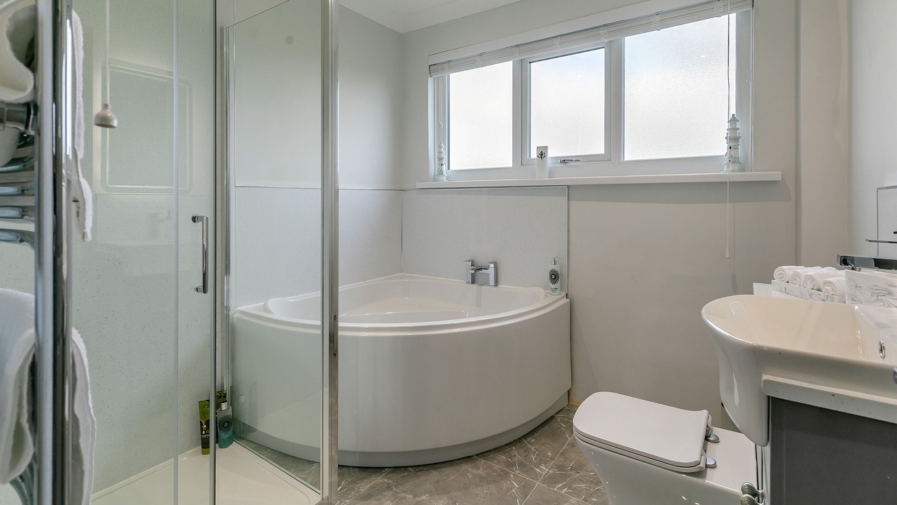 Photo of Bathroom in Mabe