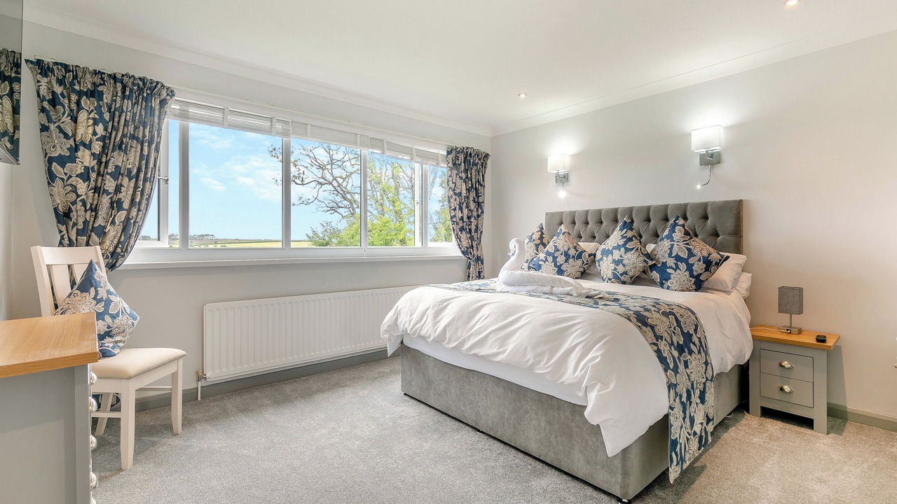 Photo of Others in Mabe