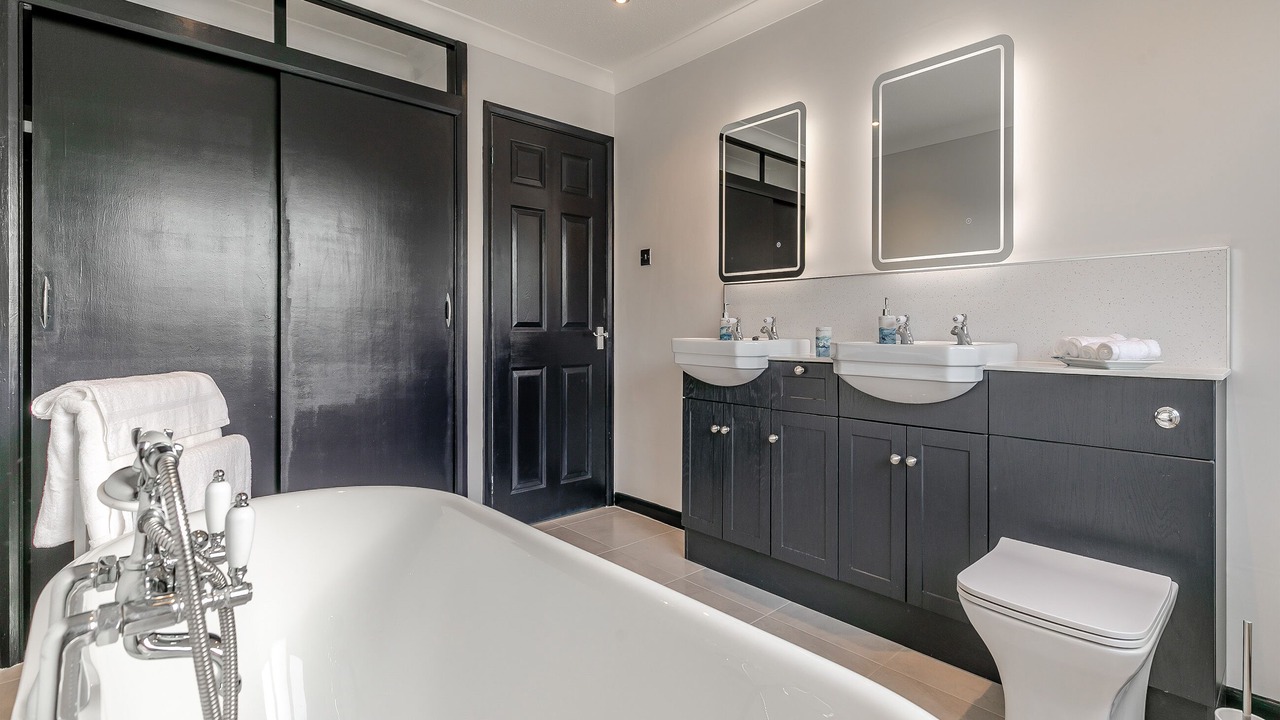 Photo of Bathroom in Mabe