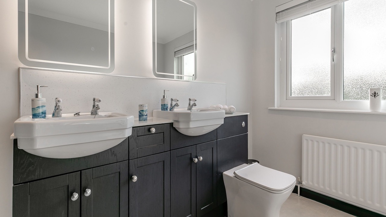 Photo of Bathroom in Mabe