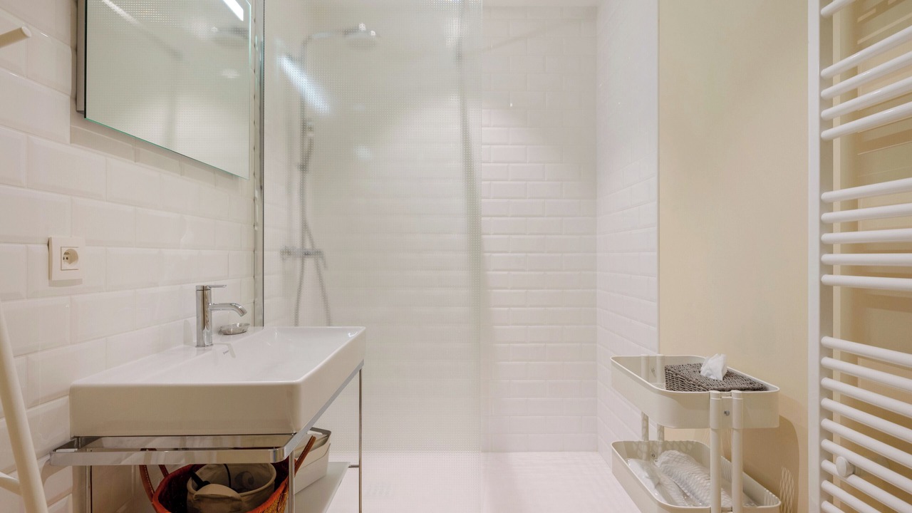 Photo of Bathroom in Eyragues