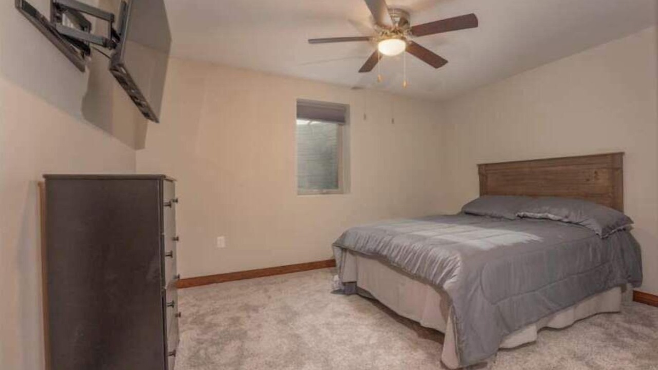 Photo of Bedroom in Clear Lake