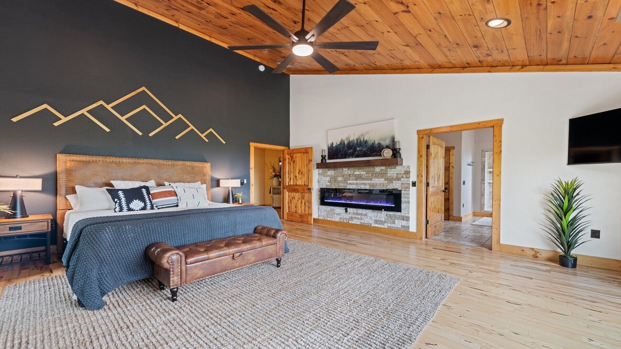 Photo of Bedroom in Bryson City