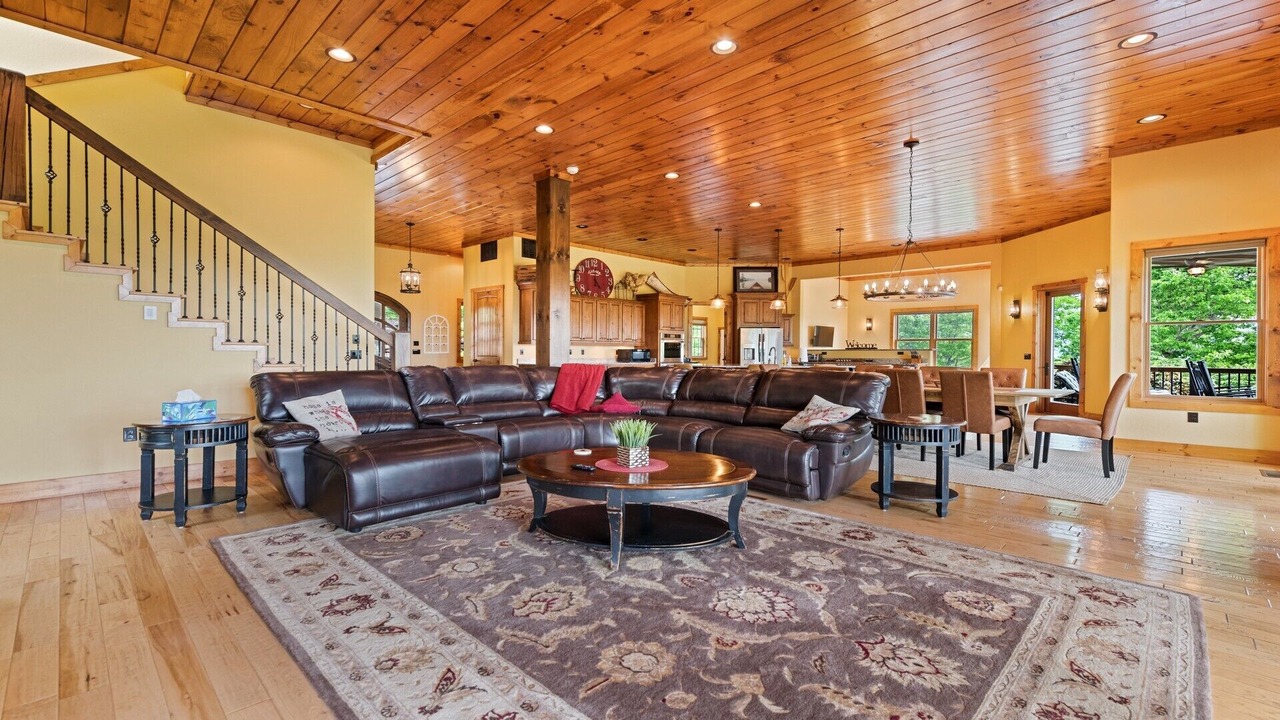 Photo of Livingroom in Bryson City