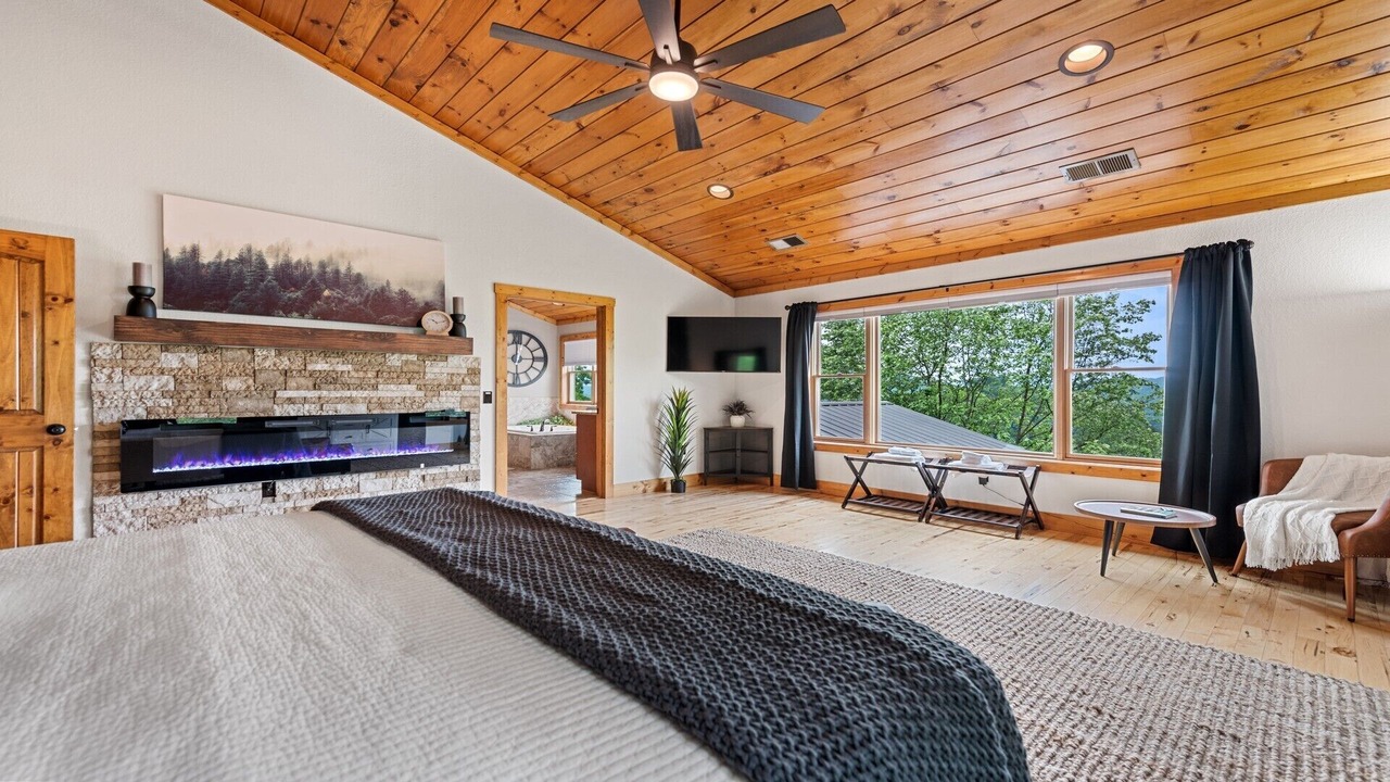 Photo of Bedroom in Bryson City