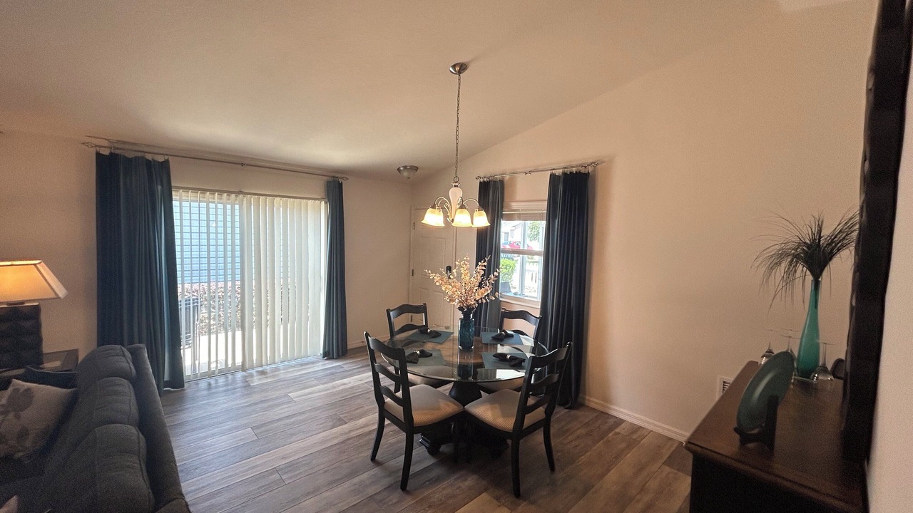 Photo of Bedroom in Village of Collier