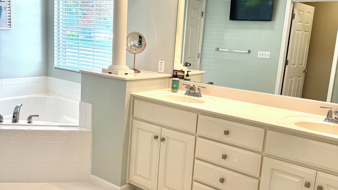 Photo of Bathroom in Fenton