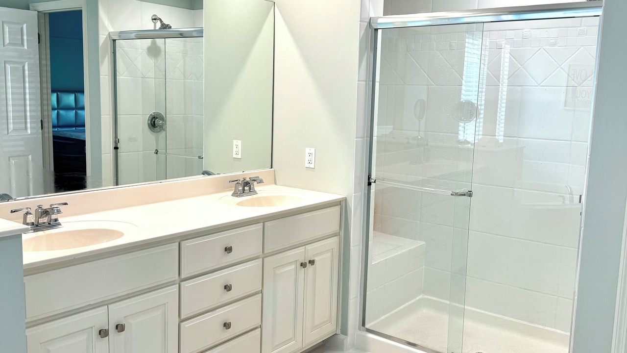 Photo of Bathroom in Fenton