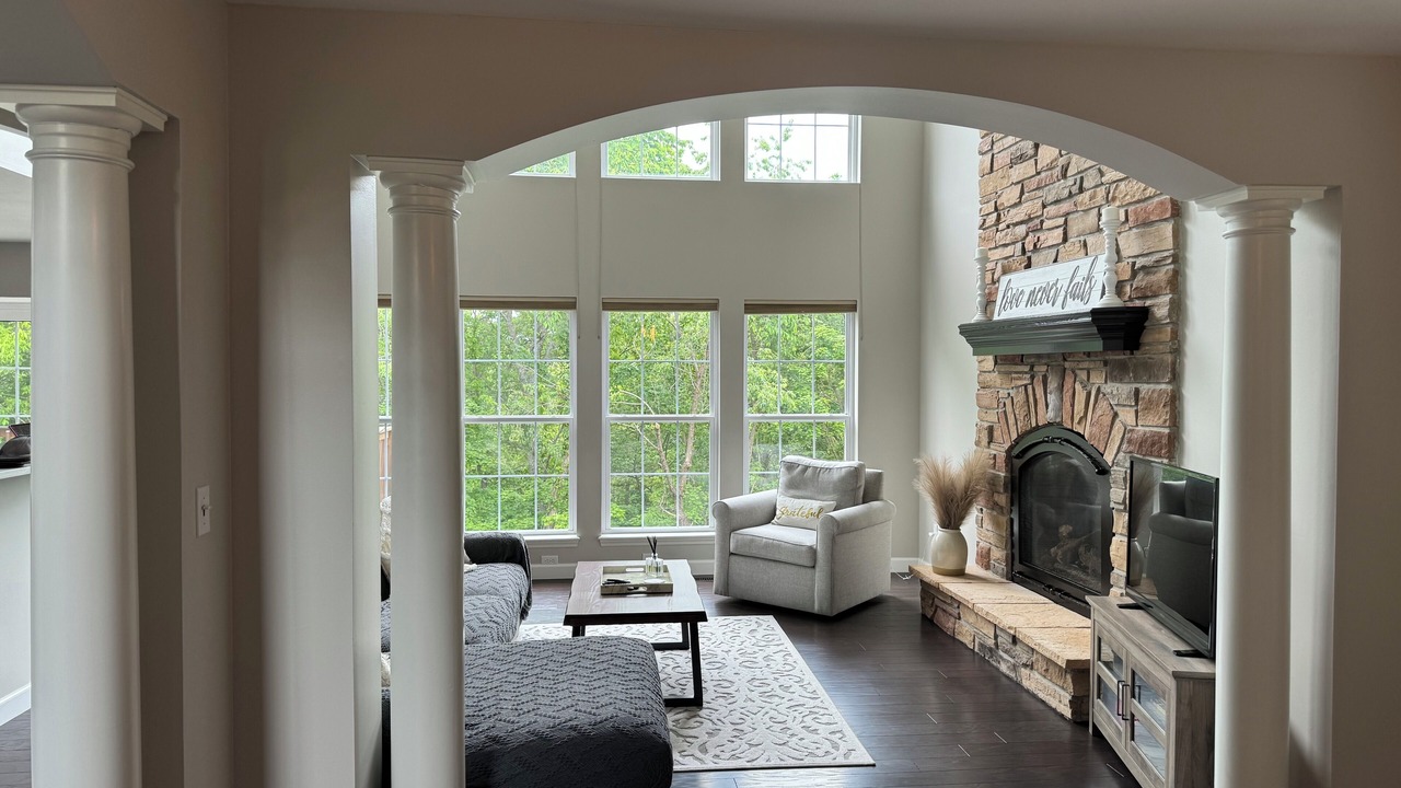 Photo of Livingroom in Fenton