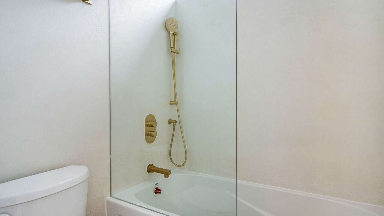 Photo of Bathroom in The Blue Mountains