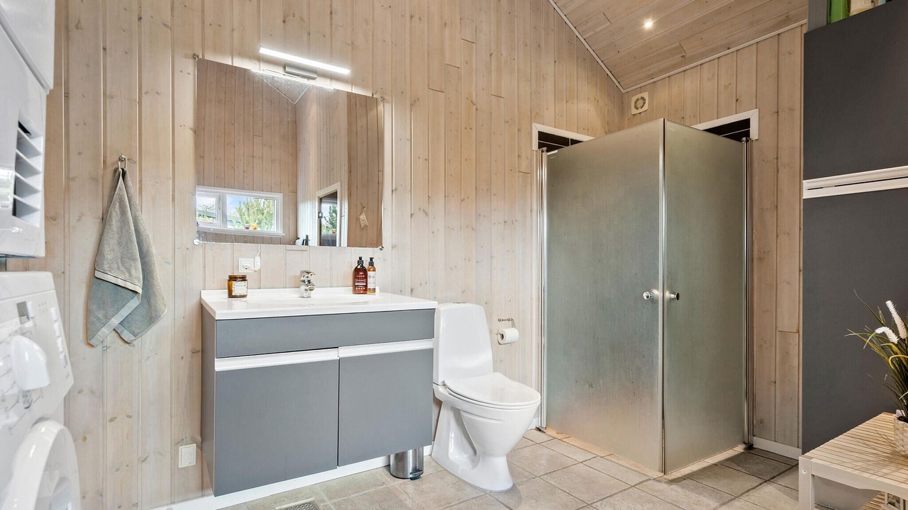 Photo of Bathroom in Skaven Strand
