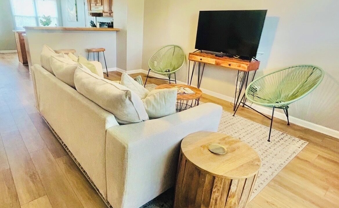 Photo of Livingroom in Concord
