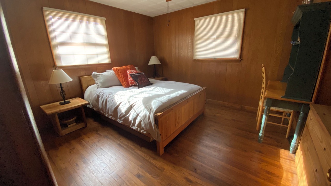 Photo of Bedroom in Lake Harmony Estates