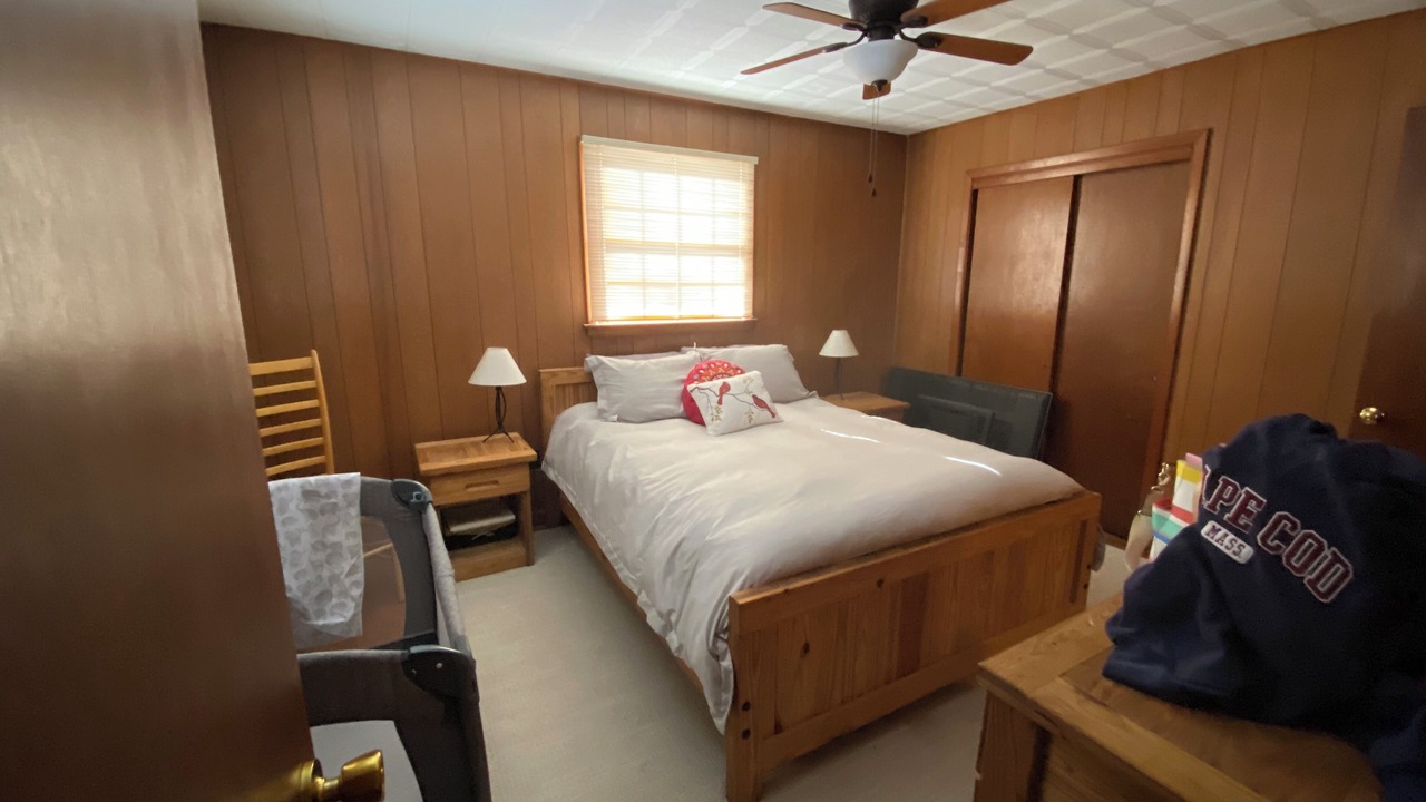 Photo of Bedroom in Lake Harmony Estates