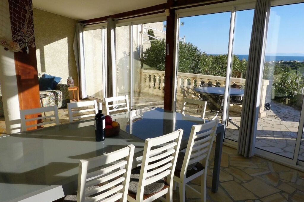 Photo of Others in Saint-Pierre-la-Mer