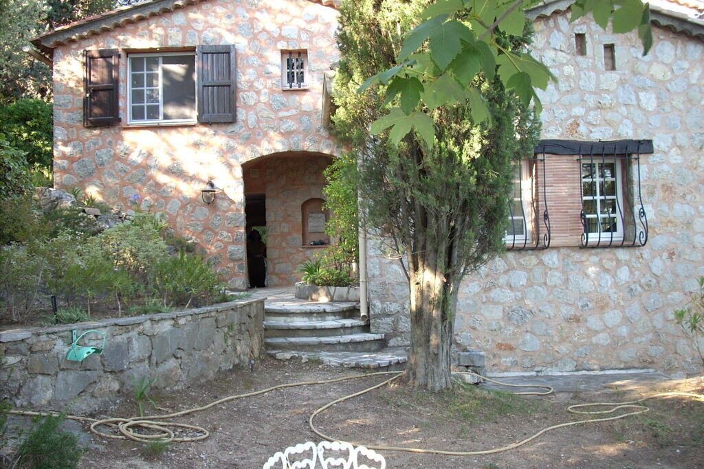 Photo of Others in Chateauneuf-Grasse