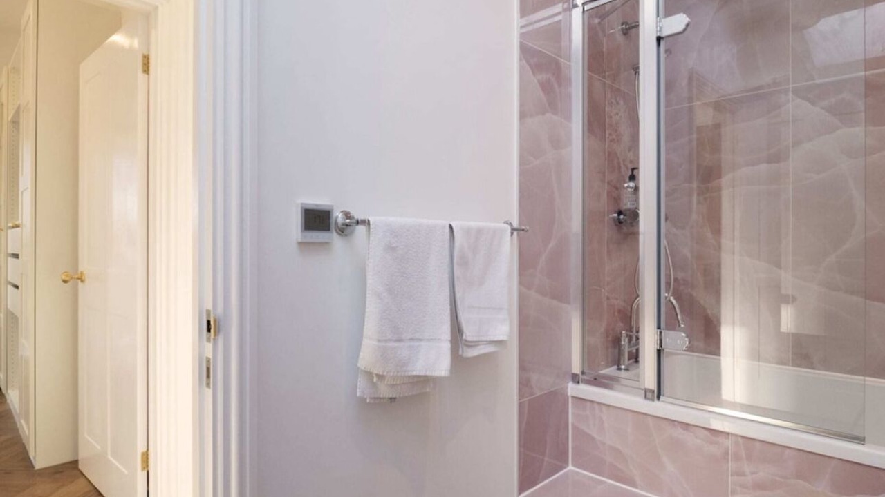 Photo of Bathroom in Etchinghill