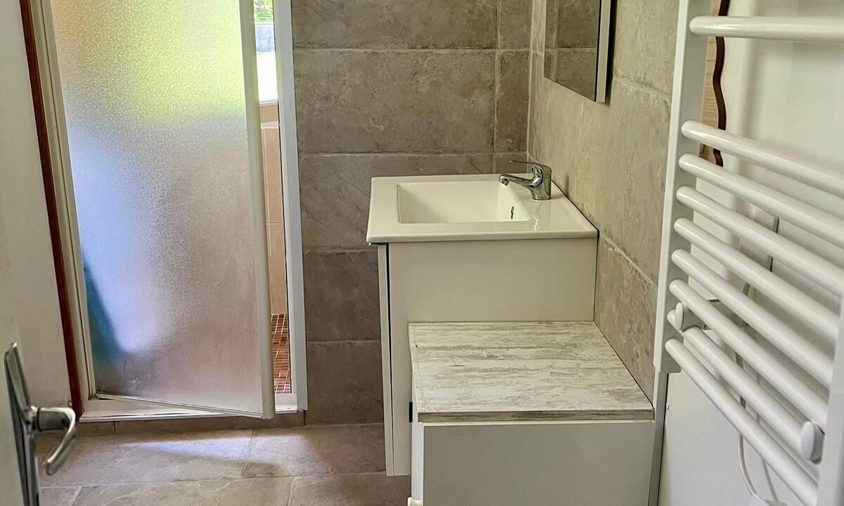 Photo of Bathroom in Lairoux