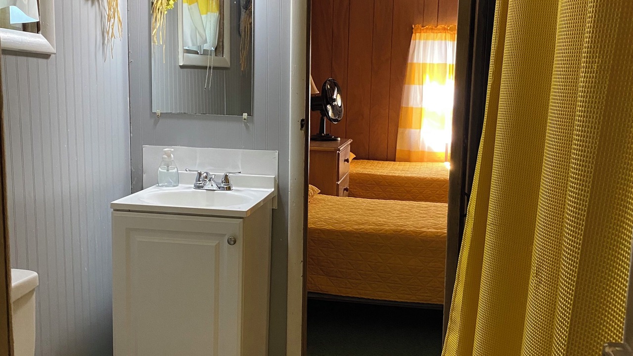 Photo of Bathroom in Protem