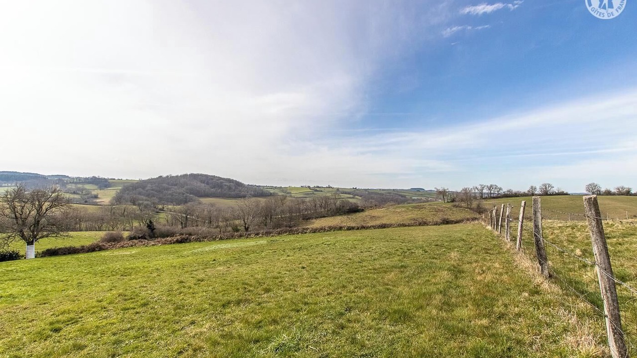 Photo of Outdoor in Issy-l'Eveque