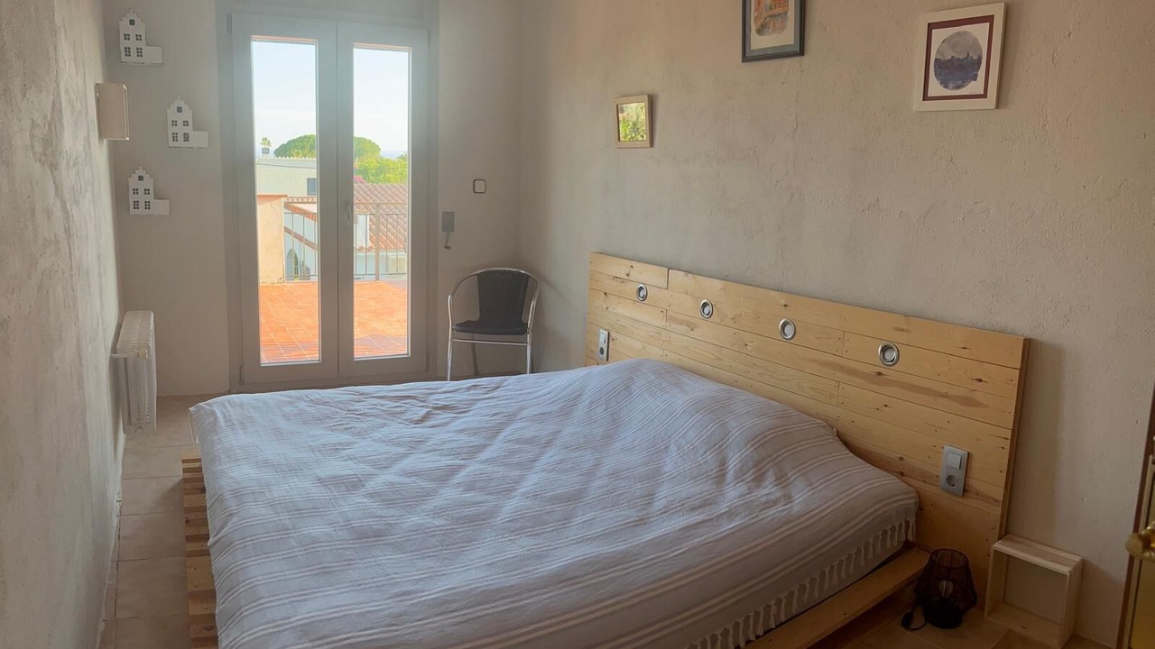 Photo of Bedroom in Roses