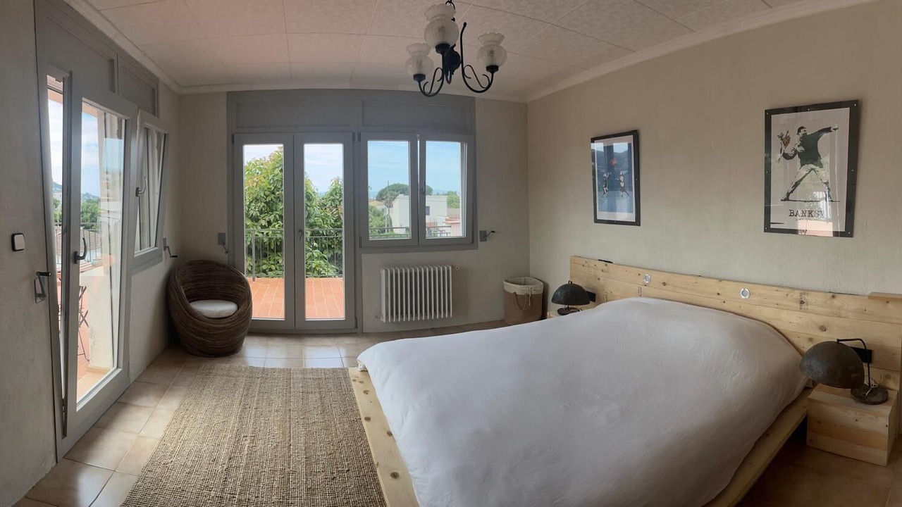 Photo of Bedroom in Roses