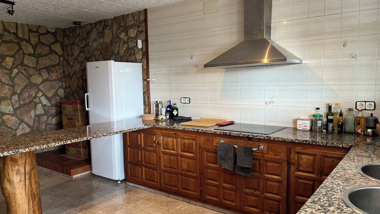 Photo of Kitchen in Roses