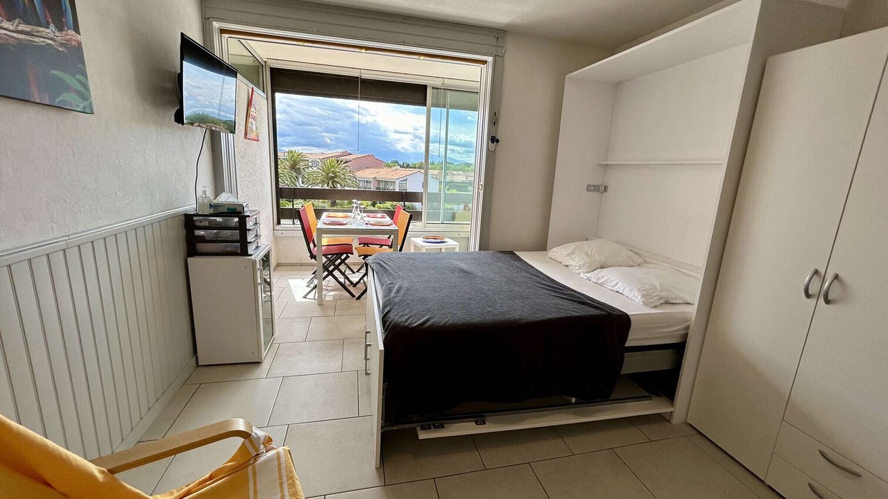 Photo of Bedroom in Saint-Cyprien Plage