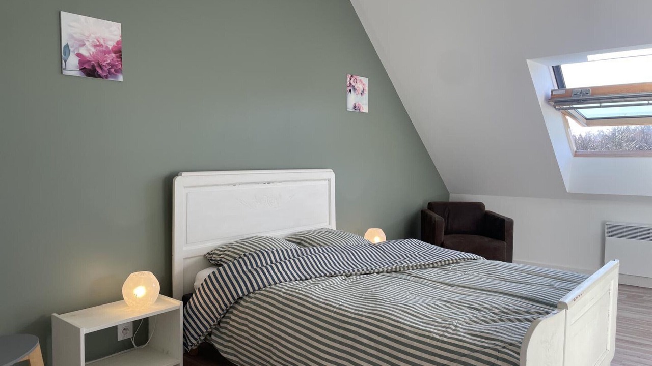 Photo of Bedroom in La Lucerne-dʼOutremer