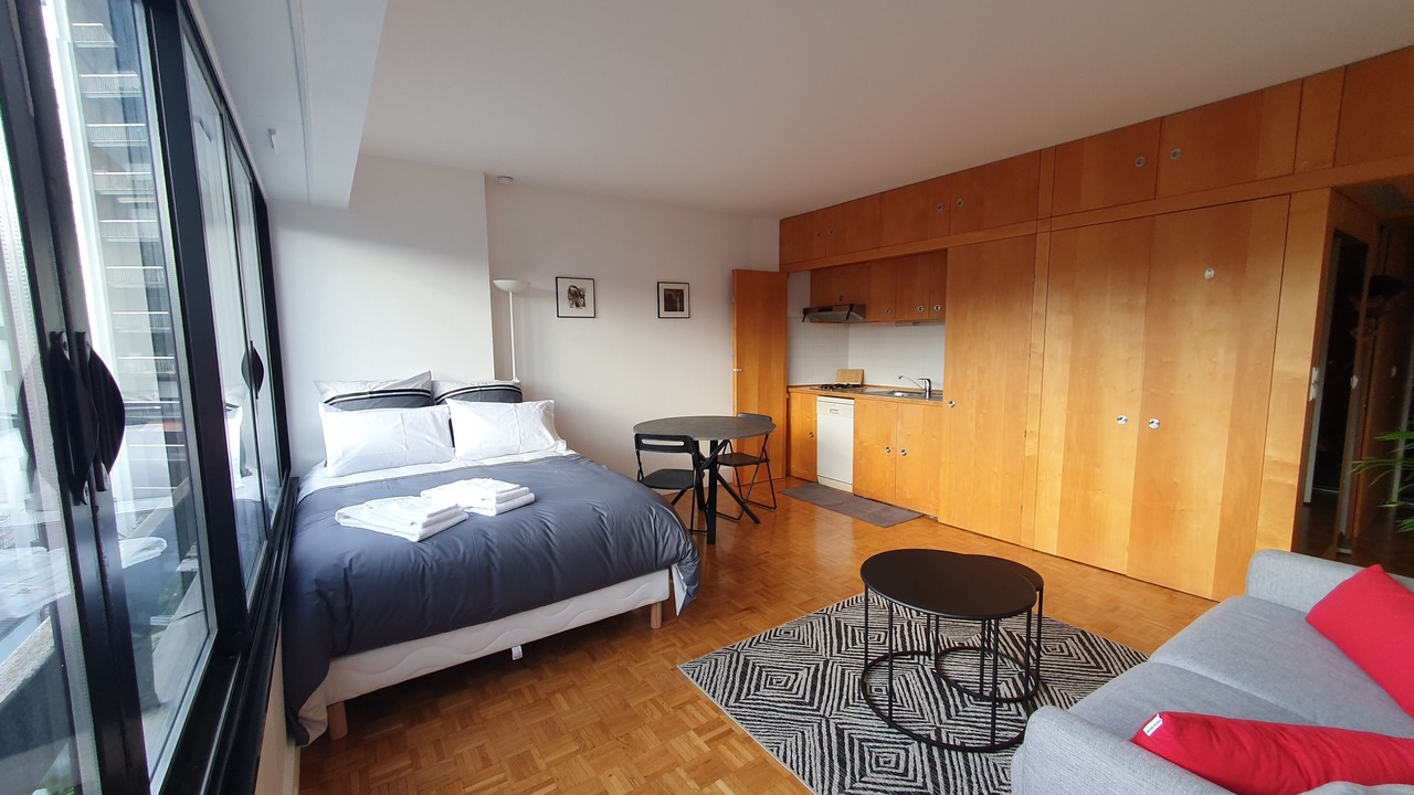 Photo of Bedroom in 13th Arrondissement