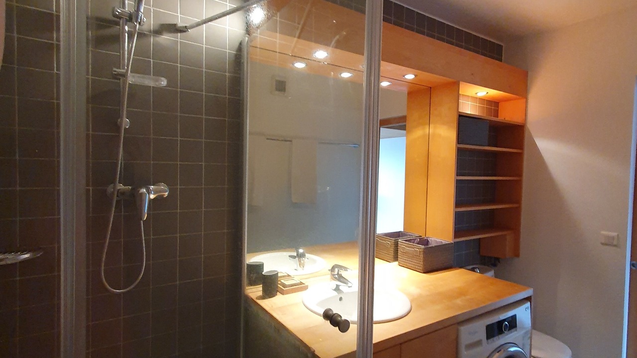 Photo of Bathroom in 13th Arrondissement