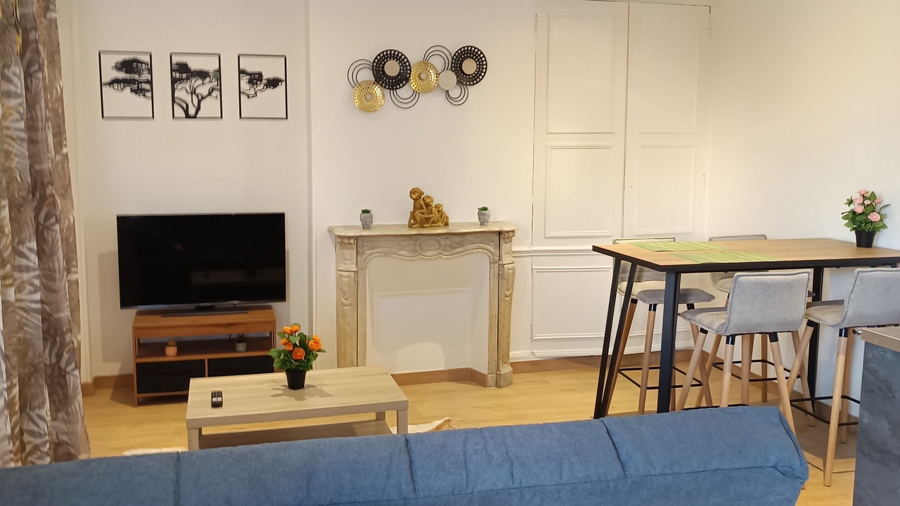 Photo of Others in Les Ageux