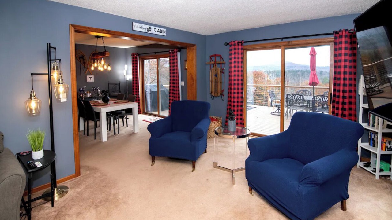 Photo of Livingroom in North Springfield