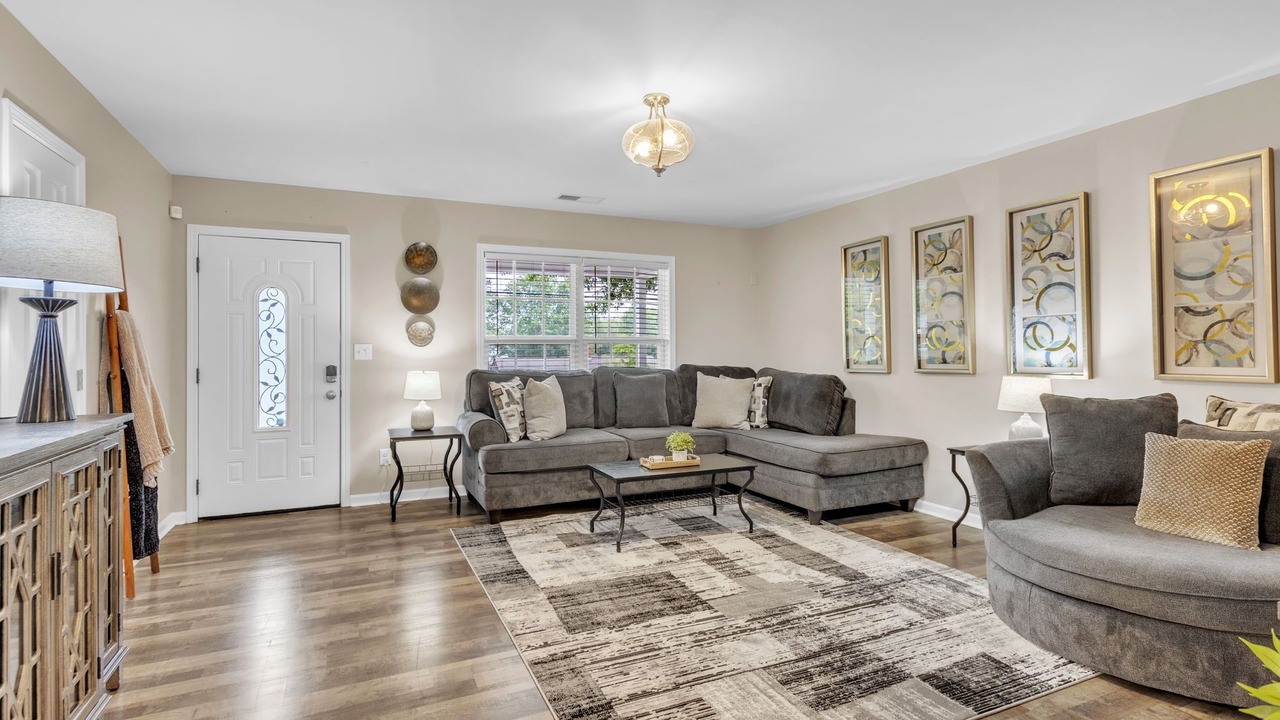 Photo of Livingroom in Greer
