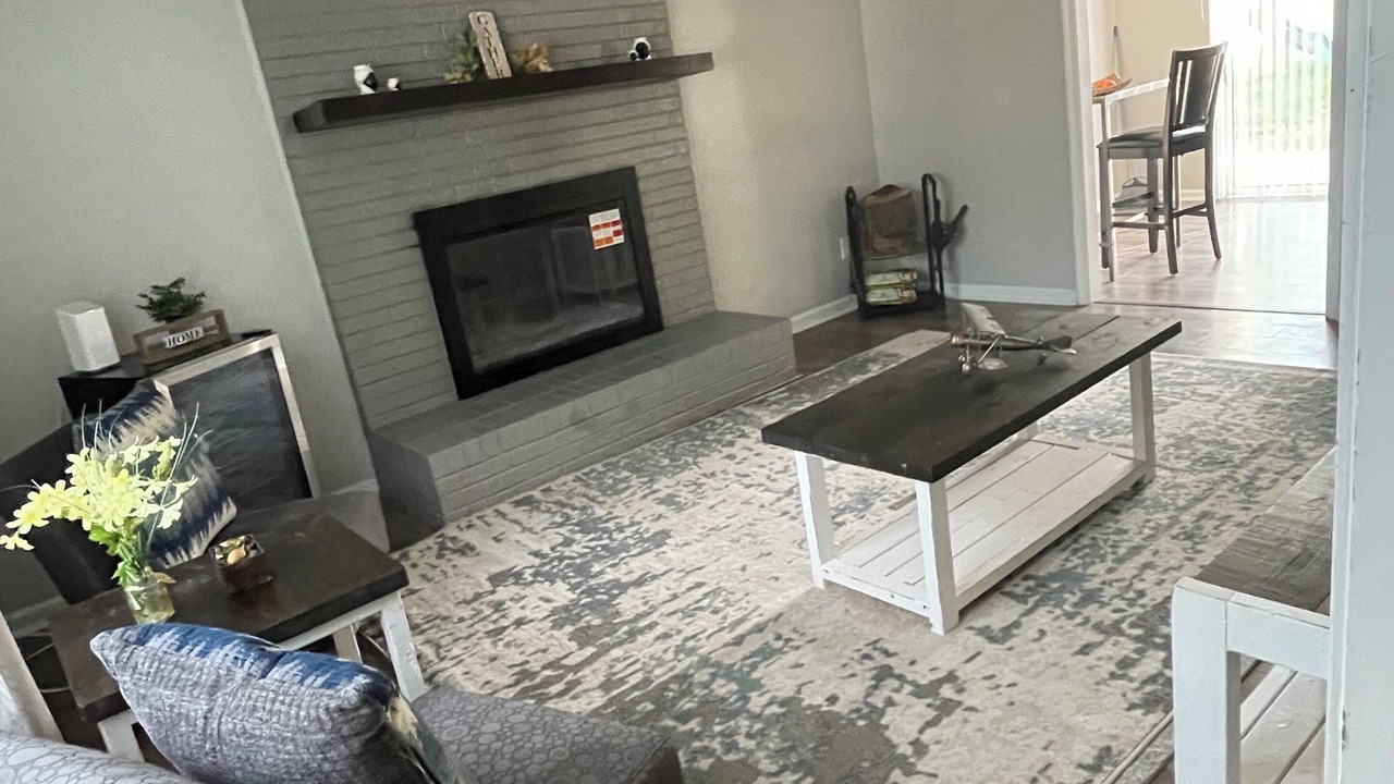 Photo of Livingroom in Fentress