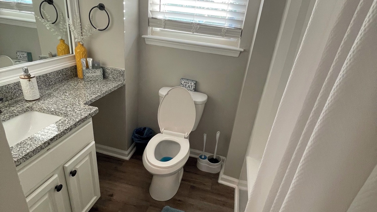 Photo of Bathroom in Fentress