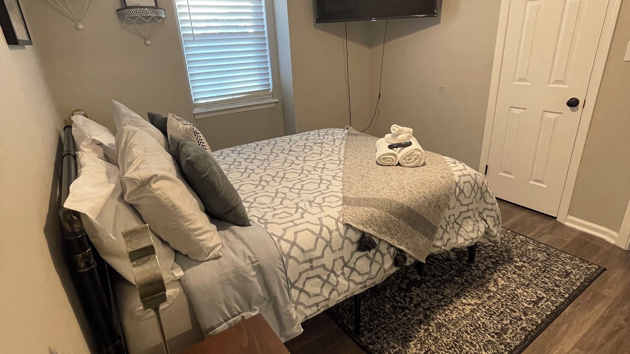 Photo of Bedroom in Fentress