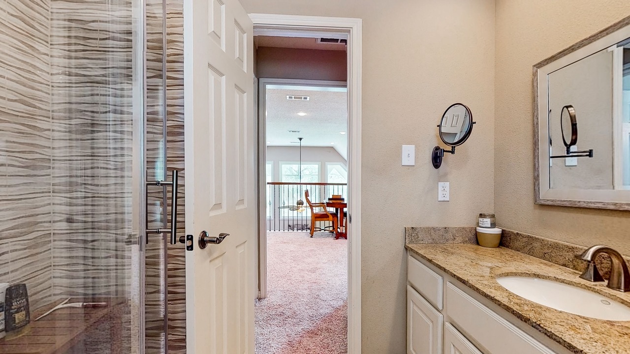 Photo of Bathroom in Brazoria